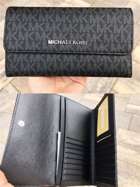 Michael Kors - Michael Kors Jet Set Travel Large Trifold Wallet Black ...