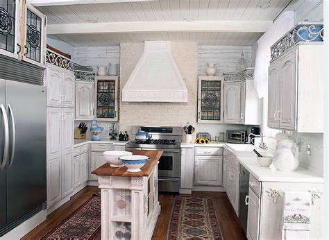 Traditional Kitchen Design on Formality and Functionality | kitchen home design ideas