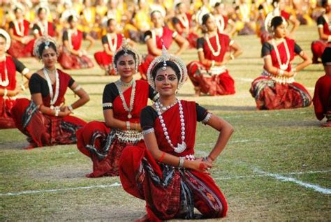 AJODI's Stories: Odissi Dance - Another Traditional way to show Odisha ...