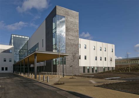 画廊 New Stobhill Hospital / Reiach And Hall Architects - 10