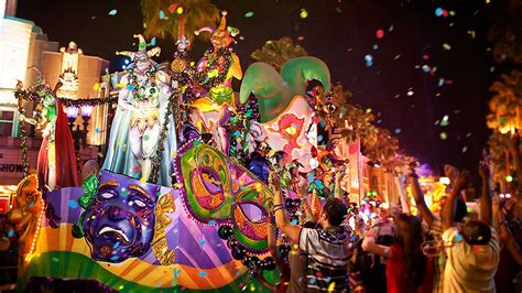 Universal: Parades, concerts return for Mardi Gras 2022