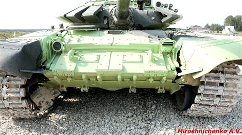 Below The Turret Ring: T-72B3 composite armor photo