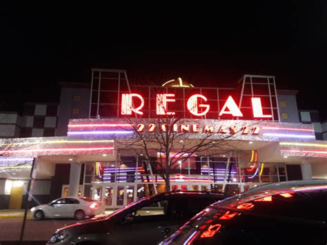 Movie Theater «Regal Cinemas Warrington Crossing 22 & IMAX», reviews ...