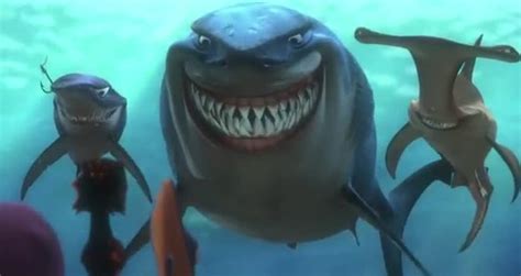 Finding Nemo 3D USA Swimming Watch Movie - Videos - Metatube