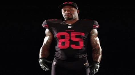 San Francisco 49ers give sneak peek of all-black alternate uniforms ...