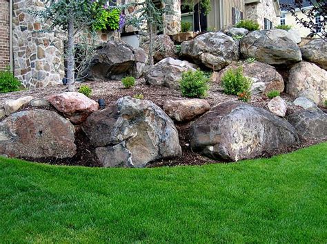 Front Yard Landscaping With Rocks And Boulders / Make the most of your ...