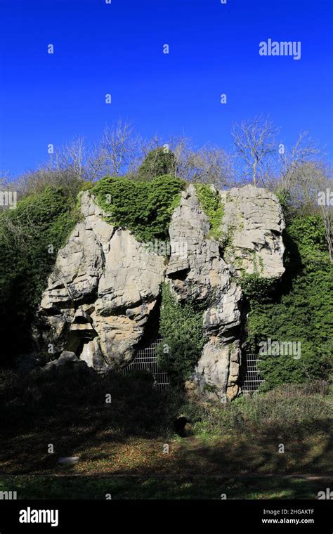 View of the Dog Hole Ice Age Cave at Creswell Crags Prehistoric Gorge ...