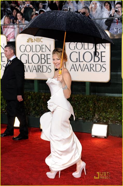 Kate Hudson - Golden Globes 2010 Red Carpet: Photo 2409316 | 2010 Golden Globes, Kate Hudson ...