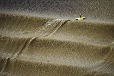 Pororoca: the endless Amazon tidal bore wave