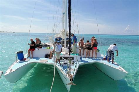 Private "FE" Catamaran Sail and Snorkel Tour in Cozumel