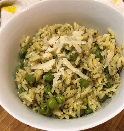 Instant Pot Garlic Herb Rice Pilaf - Love On A Plate