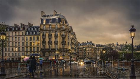 Pictures Paris France Street Evening Street lights Houses Cities