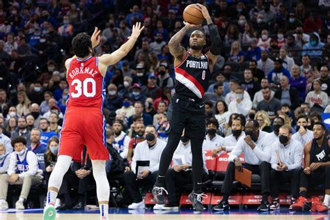 Damian Lillard shoots down 76ers fans chants: ‘I’m 10 toes in Rip City’ – Metro Philadelphia