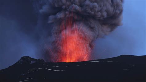 Swarm of big earthquakes rattles Iceland’s Katla Volcano - Next large ...