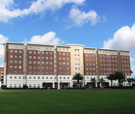 The Best Upperclassman Dorms At University of Tampa Ranked - Society19