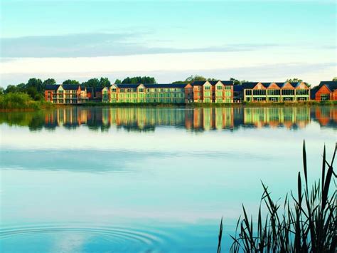 De Vere Cotswold Water Park | Cricklade 2021 UPDATED DEALS £117, HD Photos & Reviews