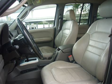 2004 Jeep Liberty - Interior Pictures - CarGurus