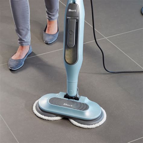 Shark steam mop - westpre