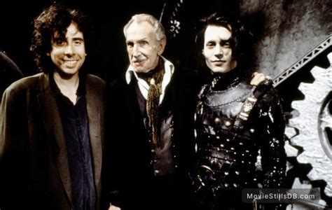 Edward Scissorhands - Behind the scenes photo of Tim Burton & Vincent Price