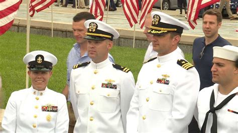 Crew members of USS Kansas City visit ship's namesake city