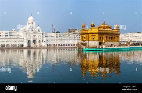 Sikh gurdwara Golden Temple (Harmandir Sahib). Amritsar, Punjab, India ...