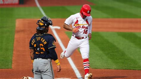 Report: Brewers sign second baseman Kolten Wong | FOX6 Milwaukee