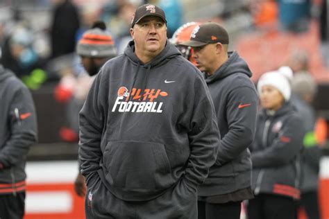 Browns part ways with former OC Alex Van Pelt - Yahoo Sports