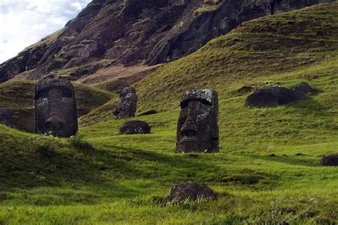 The Easter Island Statues: How the Moai Were Made