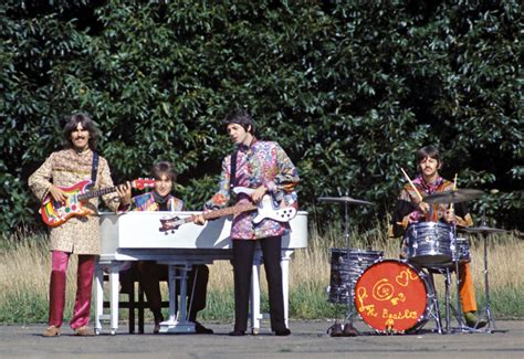 Magical Mystery Tour | The Beatles