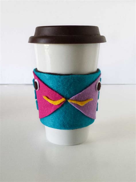 Coffee Sleeve Diy- How To Make A No-Sew Felt Coffee Sleeve