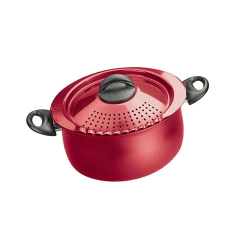 Pasta Pot with Strainer Lid - 5-Quart - Red