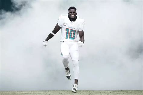 Tyreek Hill: Week 14 Injury Update for Dolphins WR & Fantasy Football ...