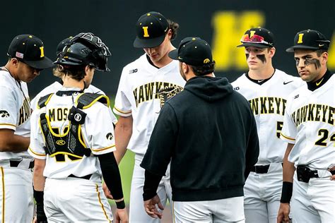 Iowa Baseball: Hawkeyes Head to Omaha for Big Ten Tournament - Black ...