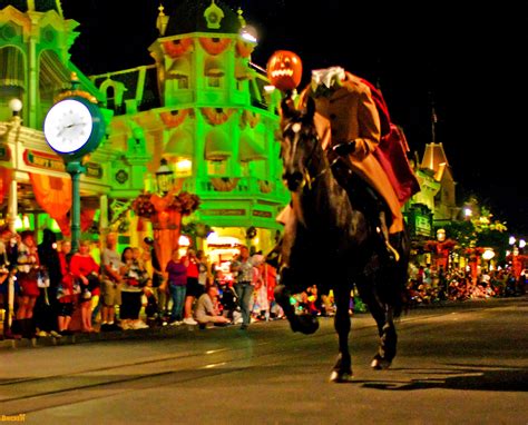 Magic Kingdom Halloween Photos - Disney Tourist Blog