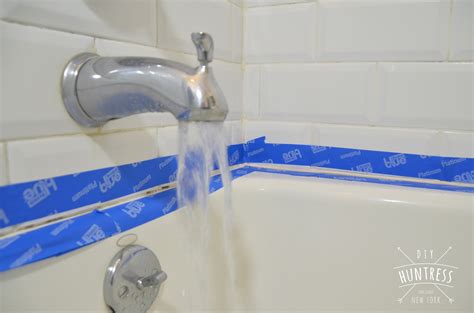 How To Re-Caulk Your Bathtub (The Right Way) - DIY Huntress