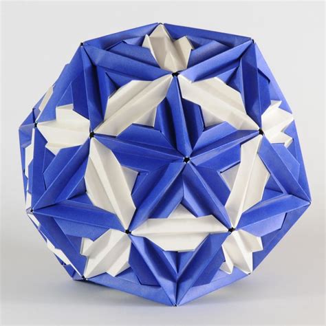 100 Folds - Dodecahedron 2 | Dodecahedron, Origami, Fold