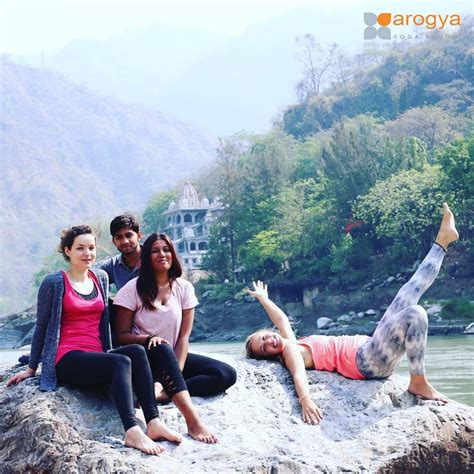 Yoga Retreat In Rishikesh | Yoga DE