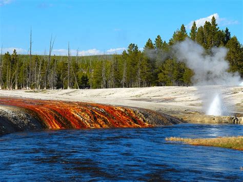 20+ Hidden Swimming Holes & Waterfalls Around the World – Trips To Discover