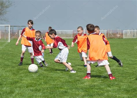 Children playing soccer — Stock Photo #10350758