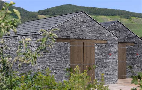 matteo thun's idyllic lodges at winery longen-schloder