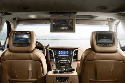 Escalade rises with new design – Cargazing