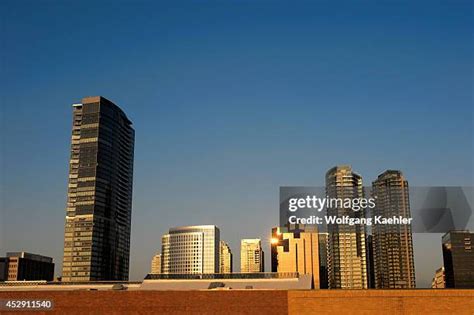 119 Bellevue Washington Skyline Stock Photos, High-Res Pictures, and Images - Getty Images