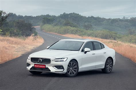 2021 Volvo S60: Review, Test Drive - Throttle Blips