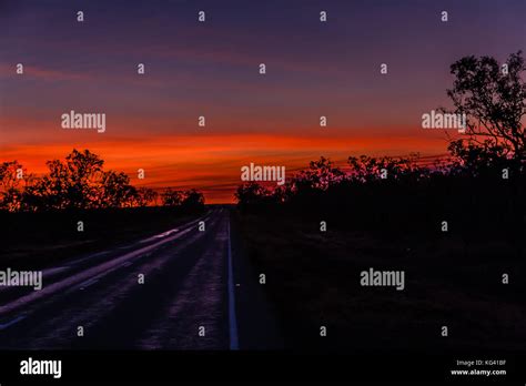 A sunset in the Australian outback Stock Photo - Alamy