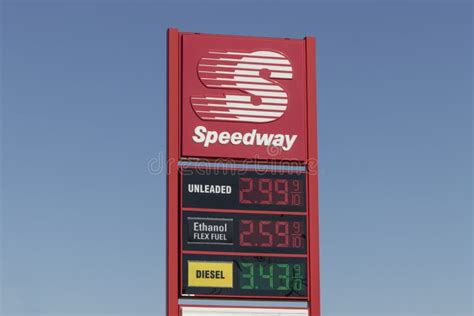 imagen complemento Apretar speedway gas station logo ideología Tarjeta postal Asentar