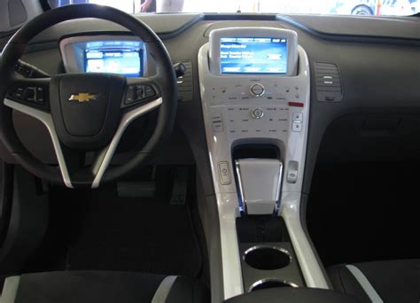 2011 Chevy Volt Interior Images At GM 2009 Collection Event