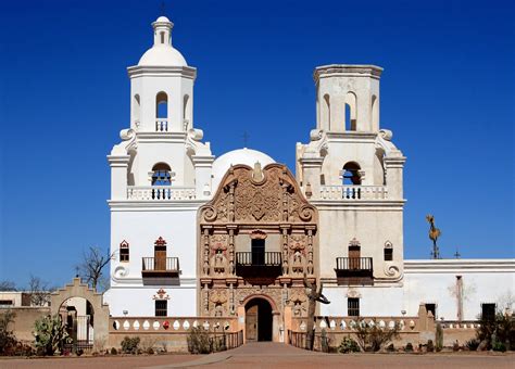 File:Exterior of the Mission Xavier del Bac.jpg - Wikimedia Commons