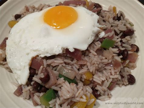 RECIPE: How to Make Costa Rica’s Gallo Pinto - Very Tasty World