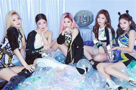 3840x2160px | free download | HD wallpaper: itzy, itzy YEJI, itzy lia, ITZY Yuna, K-pop ...