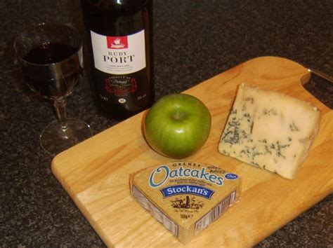 Port and Stilton Cheese Serving Suggestions - Delishably